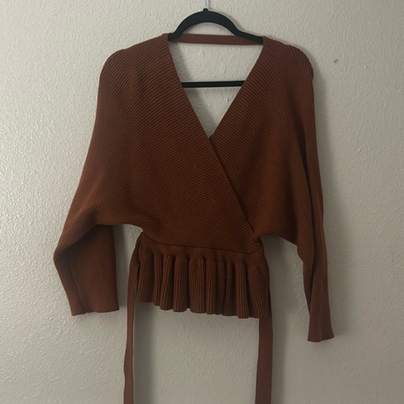 PINK LILY BOUTIQUE rust orange RIBBED peplum wrap OPEN BACK sweater - Picture 1 of 5